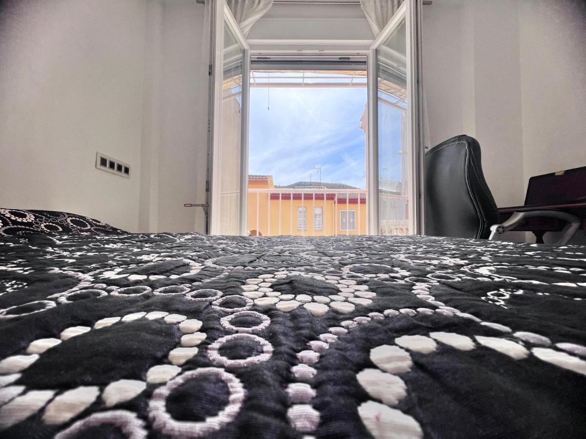 Апартаменти Casa Ideal Familias Y Grupos Con Balcones Exterior Soleada Patios Cerca Alhambra, Sierra Nevada, Rio Genil, Lancha Del Genil, Parque Llano Y Reloj Del Sol Con Barbacoas, Campo De Futbol, Circuito Gimnasia Гранада Екстер'єр фото