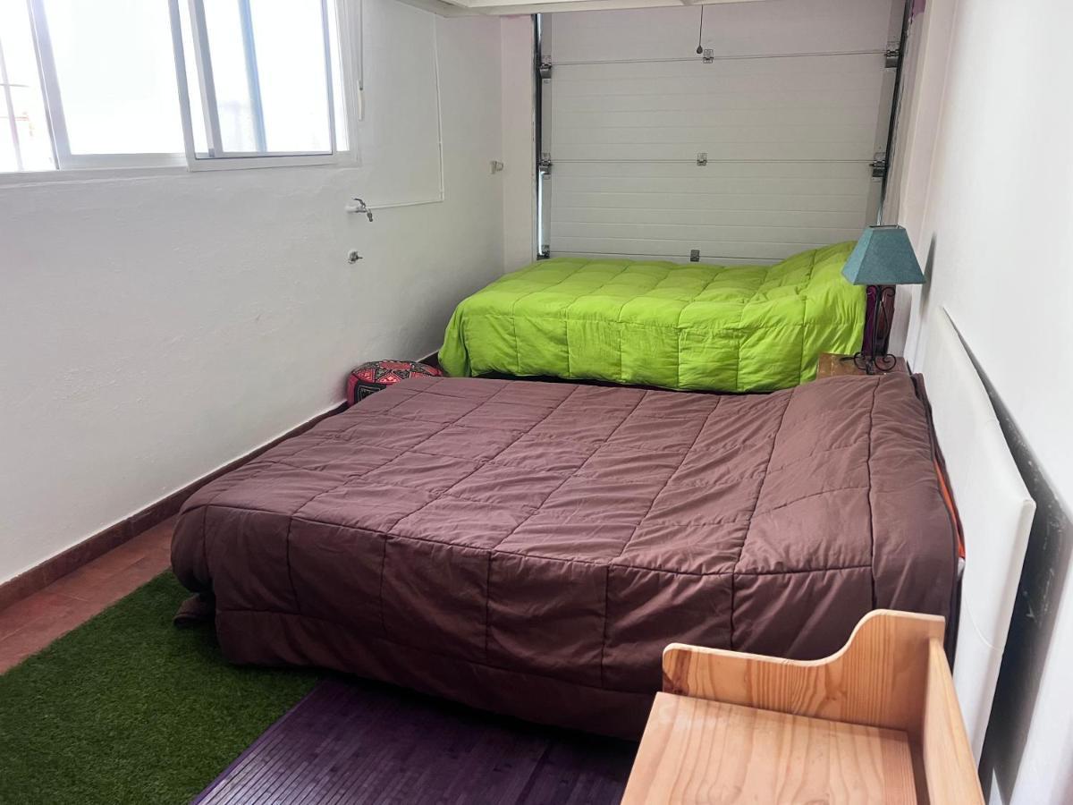 Апартаменти Casa Ideal Familias Y Grupos Con Balcones Exterior Soleada Patios Cerca Alhambra, Sierra Nevada, Rio Genil, Lancha Del Genil, Parque Llano Y Reloj Del Sol Con Barbacoas, Campo De Futbol, Circuito Gimnasia Гранада Екстер'єр фото