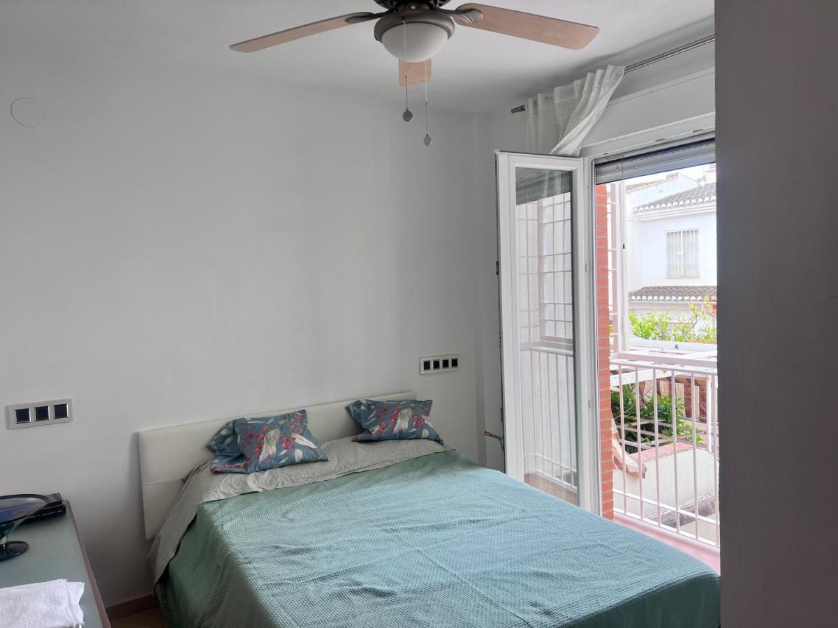 Апартаменти Casa Ideal Familias Y Grupos Con Balcones Exterior Soleada Patios Cerca Alhambra, Sierra Nevada, Rio Genil, Lancha Del Genil, Parque Llano Y Reloj Del Sol Con Barbacoas, Campo De Futbol, Circuito Gimnasia Гранада Екстер'єр фото