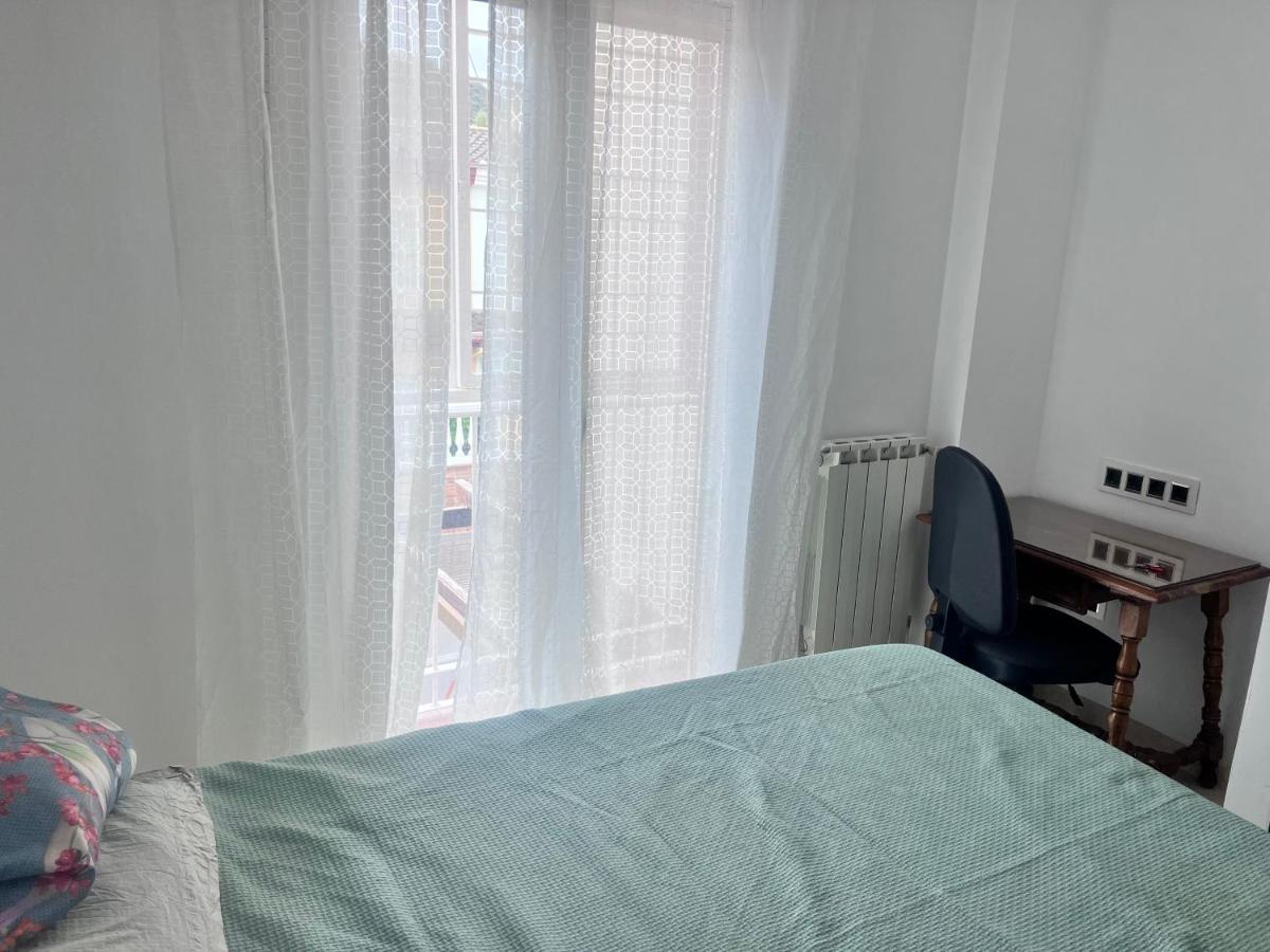 Апартаменти Casa Ideal Familias Y Grupos Con Balcones Exterior Soleada Patios Cerca Alhambra, Sierra Nevada, Rio Genil, Lancha Del Genil, Parque Llano Y Reloj Del Sol Con Barbacoas, Campo De Futbol, Circuito Gimnasia Гранада Екстер'єр фото