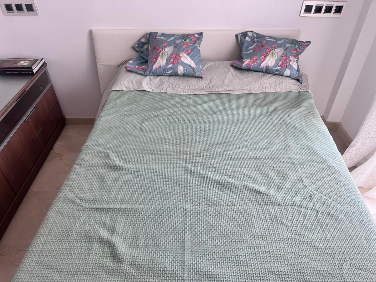 Апартаменти Casa Ideal Familias Y Grupos Con Balcones Exterior Soleada Patios Cerca Alhambra, Sierra Nevada, Rio Genil, Lancha Del Genil, Parque Llano Y Reloj Del Sol Con Barbacoas, Campo De Futbol, Circuito Gimnasia Гранада Екстер'єр фото