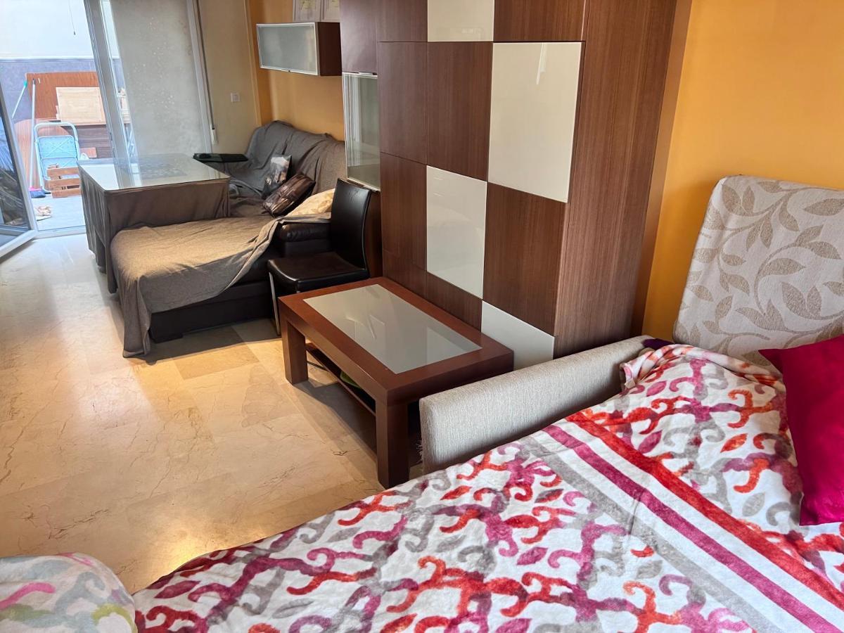 Апартаменти Casa Ideal Familias Y Grupos Con Balcones Exterior Soleada Patios Cerca Alhambra, Sierra Nevada, Rio Genil, Lancha Del Genil, Parque Llano Y Reloj Del Sol Con Barbacoas, Campo De Futbol, Circuito Gimnasia Гранада Екстер'єр фото