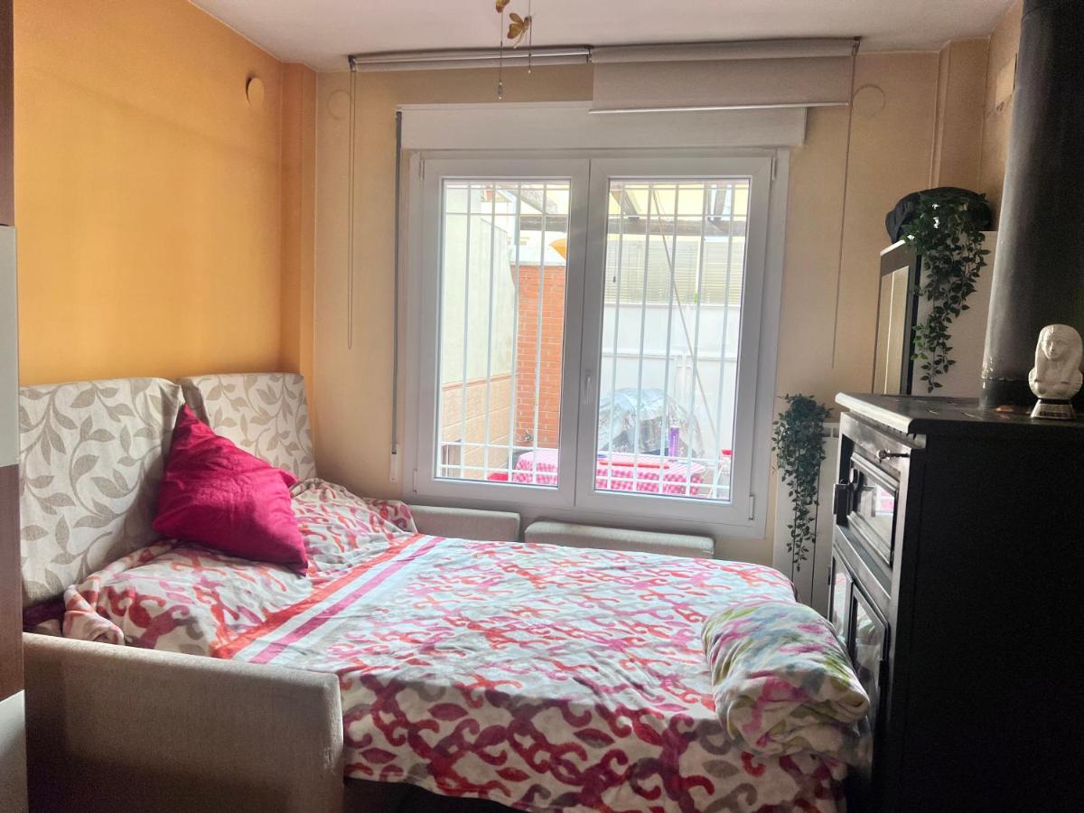 Апартаменти Casa Ideal Familias Y Grupos Con Balcones Exterior Soleada Patios Cerca Alhambra, Sierra Nevada, Rio Genil, Lancha Del Genil, Parque Llano Y Reloj Del Sol Con Barbacoas, Campo De Futbol, Circuito Gimnasia Гранада Екстер'єр фото