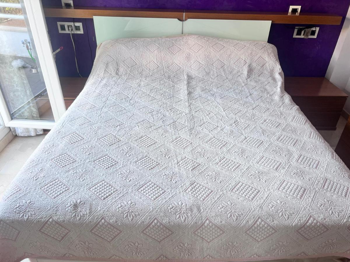 Апартаменти Casa Ideal Familias Y Grupos Con Balcones Exterior Soleada Patios Cerca Alhambra, Sierra Nevada, Rio Genil, Lancha Del Genil, Parque Llano Y Reloj Del Sol Con Barbacoas, Campo De Futbol, Circuito Gimnasia Гранада Екстер'єр фото