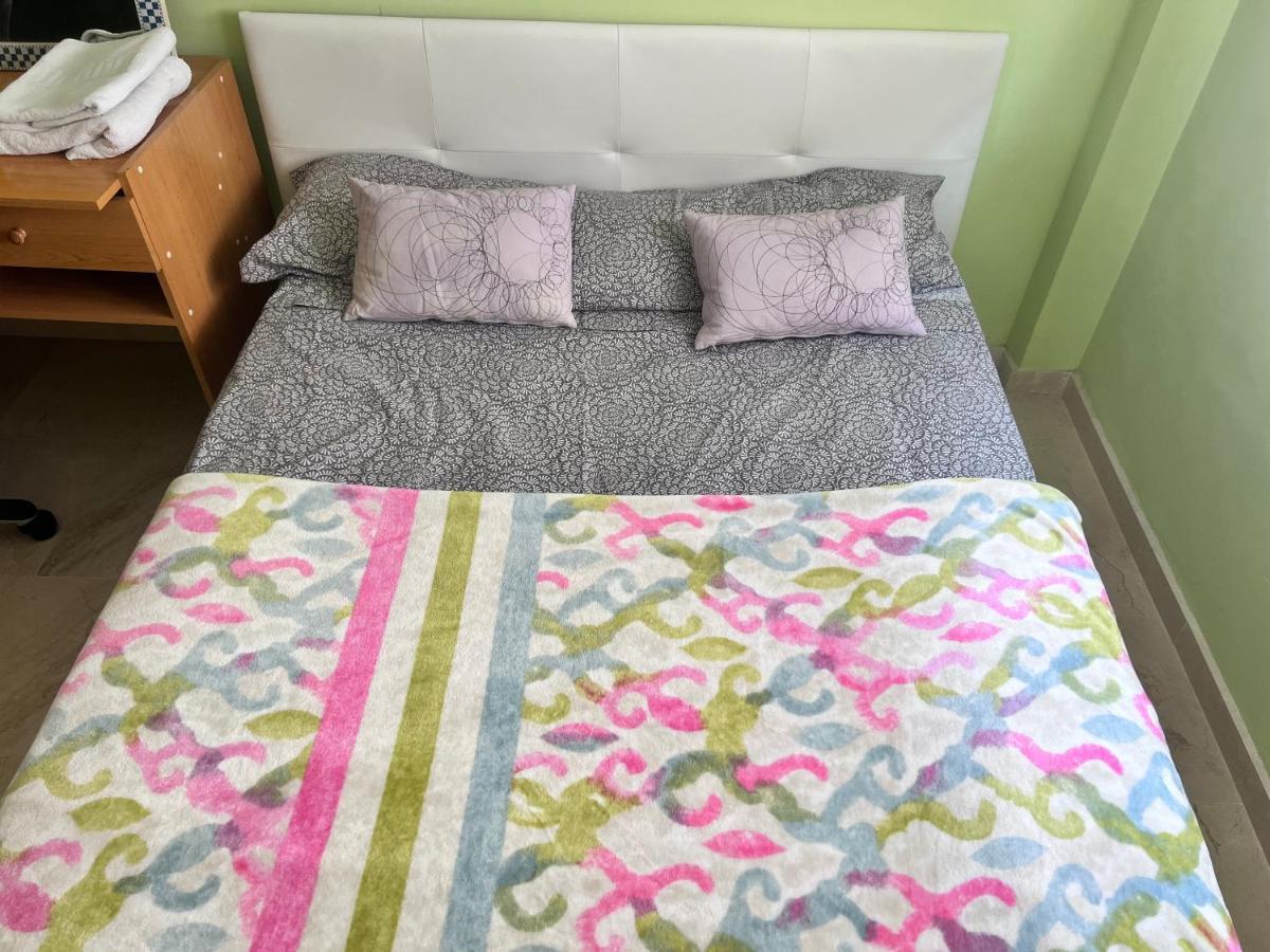 Апартаменти Casa Ideal Familias Y Grupos Con Balcones Exterior Soleada Patios Cerca Alhambra, Sierra Nevada, Rio Genil, Lancha Del Genil, Parque Llano Y Reloj Del Sol Con Barbacoas, Campo De Futbol, Circuito Gimnasia Гранада Екстер'єр фото